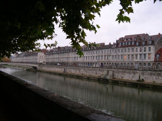  quais ombragés